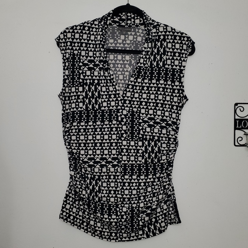 Vince Camuto Geometric V-Neck Sleeveless Black White Blouse Top Size M